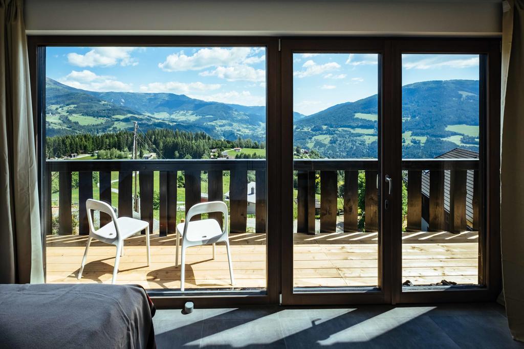 Art-Lodge Kunstpension Afritz Exterior photo